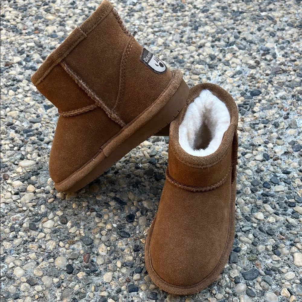 NWT BearPaw Tan Suede Ankle Toddler Boots